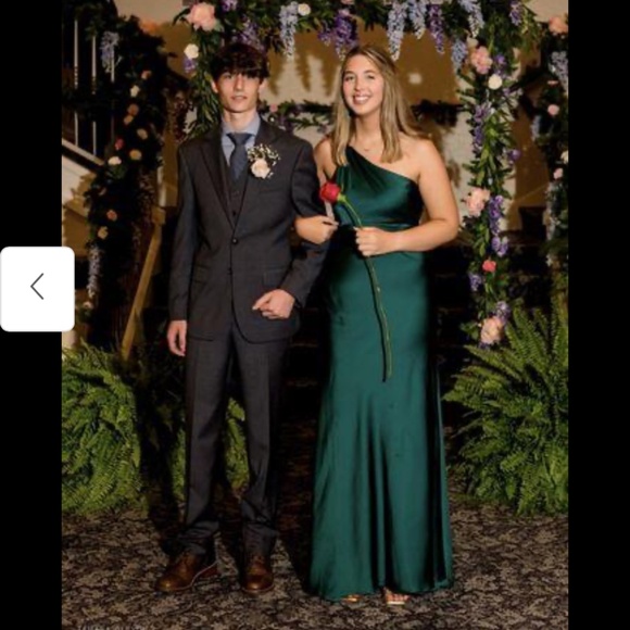 NWT Mac Duggal ONE SHOULDER DOUBLE STRAP SATIN GOWN Size 2 style 55385 - Picture 8 of 11